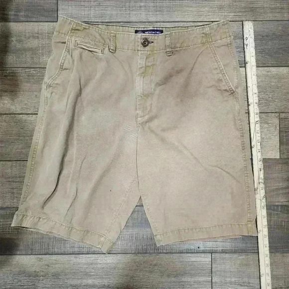 American Eagle Shorts Mens 35 Khaki Longboard Twill Cotton Logo Work Casual - Picture 1 of 7